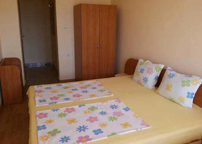 Guest house Ivanovi 3*